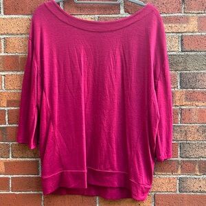 Maroon lightweight top